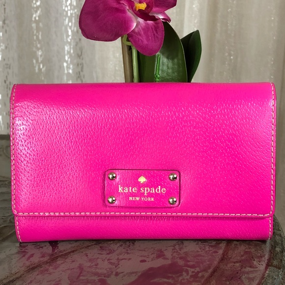 kate spade Handbags - Kate Spade Wellesley Natalie Crossbody WKRU2722